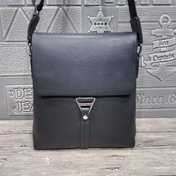 スーパーコピーブランドバッグ正面デザイン